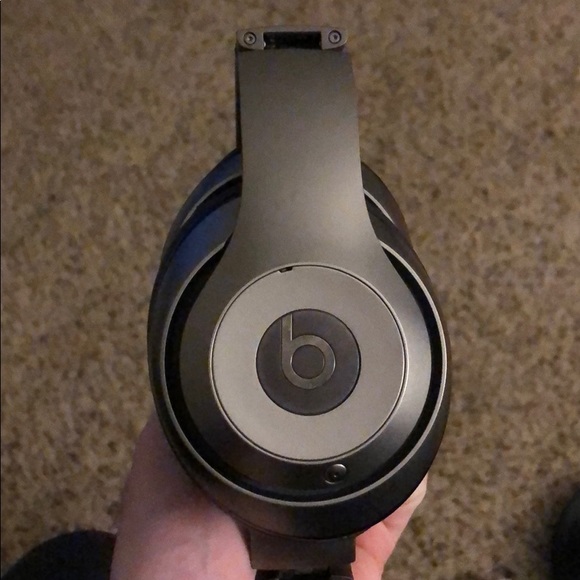 Dr. Dre Beats solos 3 - Picture 2 of 3